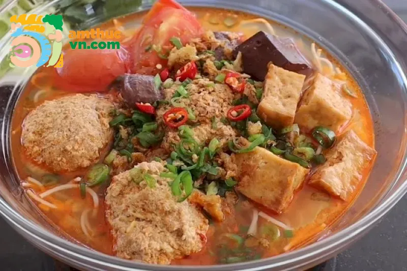 Bún riêu cua đúng chuẩn miền Nam