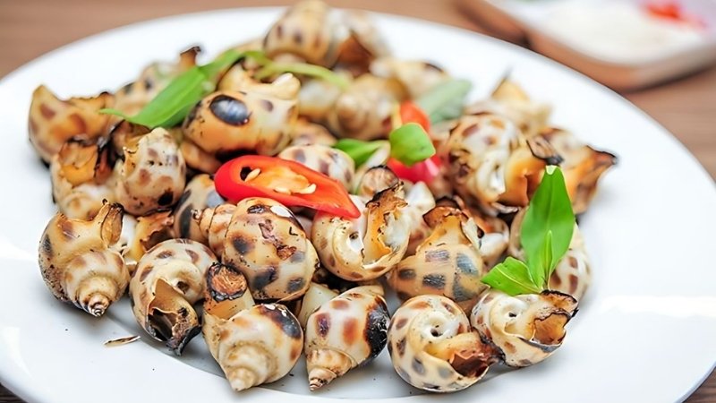 Ốc hương nướng mọi