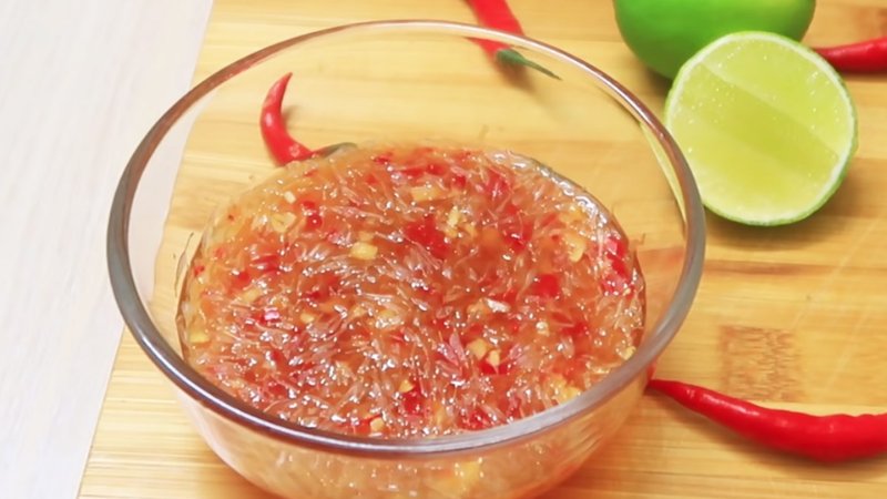 Cách làm nước chấm bánh cuốn