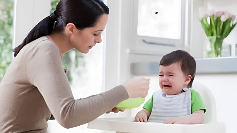 Lời khuyên cho mẹ có con biếng ăn
