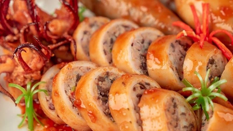 Mực nhồi thịt hấp dẫn