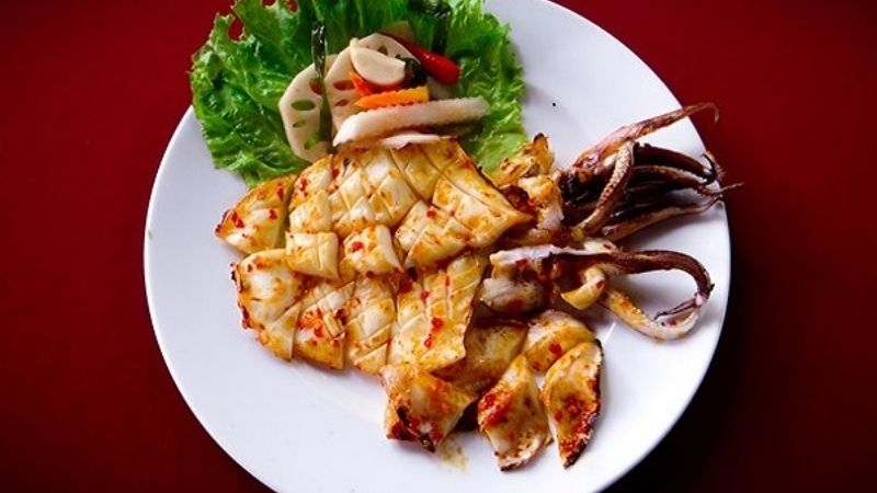 Mực nướng muối ớt thơm lừng